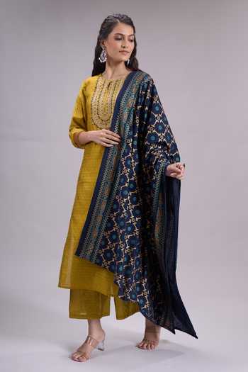 Khwaab By Sanjana Lakhani_Yellow Silk Keyhole Neck Placement Embroidered Kurta Set _at_Aza_Fashions