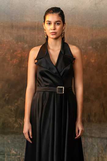 Raison D'Etre Atelier Black Satin V-, Halter Valencia Pleated Dress Online at Aza Fashions Raison D'Etre Atelier_Black Satin V-, Halter Valencia Pleated Dress _Online_at_Aza_Fashions