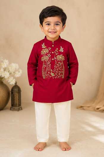 Label Kiaa Zari Embroidered Kurta Set 