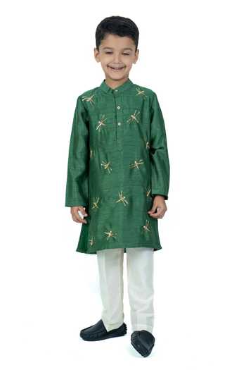 Label Kiaa Embroidered Kurta Set 