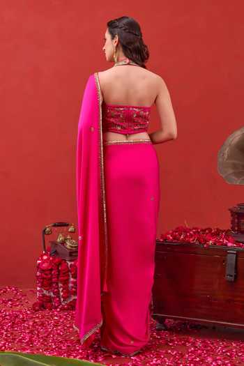 Taro Kaashni Border Embroidered Saree With Blouse 
