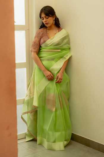 Shop Priyanka Raajiv Green Silk Aishani Saree With Unstitched Blouse Fabric Online at Aza Fashions Shop_Priyanka Raajiv_Green Silk Aishani Saree With Unstitched Blouse Fabric _Online_at_Aza_Fashions