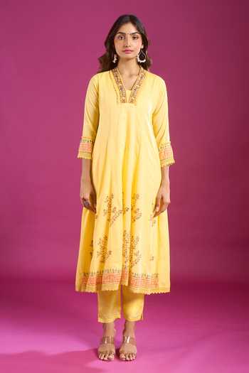 Buy Khwaab By Sanjana Lakhani Yellow Cotton V-neck Floral Embroidered Kurta Set Online at Aza Fashions Buy_Khwaab By Sanjana Lakhani_Yellow Cotton V-neck Floral Embroidered Kurta Set _Online_at_Aza_Fashions