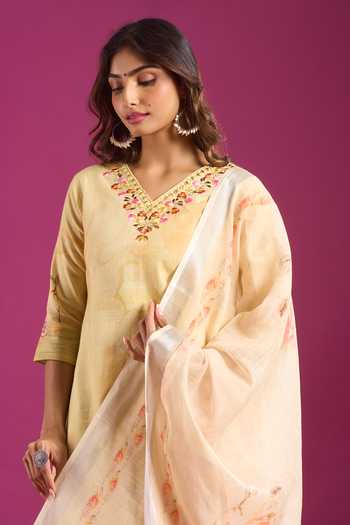Shop Khwaab By Sanjana Lakhani Yellow Cotton V-neck Printed Straight Kurta Set Online at Aza Fashions Shop_Khwaab By Sanjana Lakhani_Yellow Cotton V-neck Printed Straight Kurta Set _Online_at_Aza_Fashions
