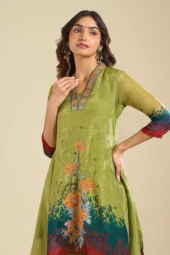 Khwaab By Sanjana Lakhani_Green Silk V-neck Printed Kurta And Pant Set _Online_at_Aza_Fashions