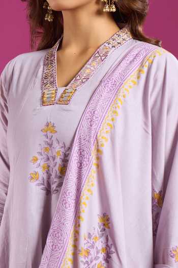 Khwaab By Sanjana Lakhani Purple Cotton V-neck Printed Anarkali Set at Aza Fashions Khwaab By Sanjana Lakhani_Purple Cotton V-neck Printed Anarkali Set _at_Aza_Fashions