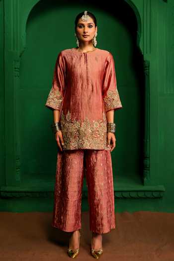 Charu Makkar Pink Tissue Round Neck Amrita Embroidered Kurta And Pant Set Online at Aza Fashions Charu Makkar_Pink Tissue Round Neck Amrita Embroidered Kurta And Pant Set _Online_at_Aza_Fashions
