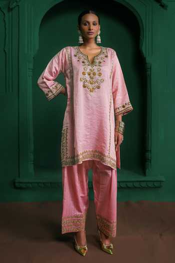 Buy Charu Makkar Pink Tissue, Modal, Satin, Organza V-neck Sharmila Embroidered Kurta Set Online at Aza Fashions Buy_Charu Makkar_Pink Tissue, Modal, Satin, Organza V-neck Sharmila Embroidered Kurta Set _Online_at_Aza_Fashions