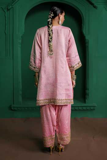 Charu Makkar Sharmila Embroidered Kurta Set