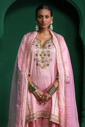 Charu Makkar Pink Tissue, Modal, Satin, Organza V-neck Sharmila Embroidered Kurta Set at Aza Fashions Charu Makkar_Pink Tissue, Modal, Satin, Organza V-neck Sharmila Embroidered Kurta Set _at_Aza_Fashions