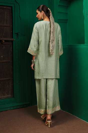 Charu Makkar Kajol Embroidered Kurta & Pant Set