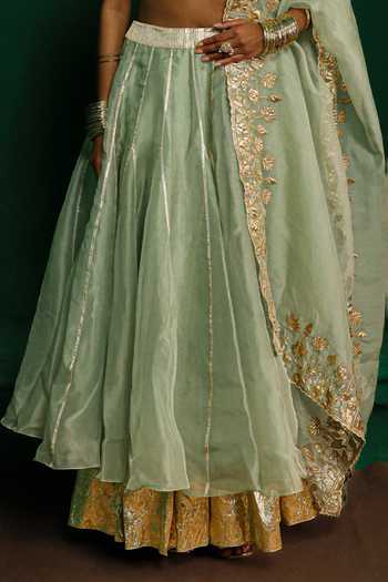 Charu Makkar Green Organza, Silk Madhuri Applique Work Lehenga Set Online at Aza Fashions Charu Makkar_Green Organza, Silk Madhuri Applique Work Lehenga Set _Online_at_Aza_Fashions