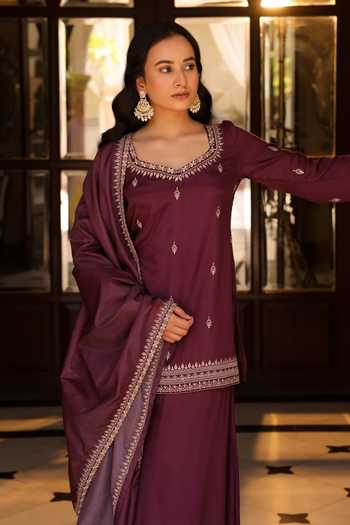 Buy_SEHER JAIPUR_Purple Silk Square Neck Izar Embroidered Kurta Set _Online_at_Aza_Fashions