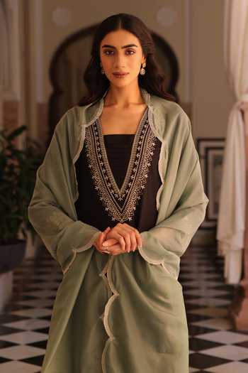 Buy_SEHER JAIPUR_Black Silk V-neck Mehrnaz Kurta Palazzo Set _Online_at_Aza_Fashions