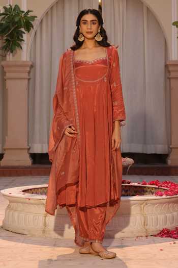 Shop_SEHER JAIPUR_Orange Silk Sweetheart Neck Zeya Embroidered Anarkali Set _Online_at_Aza_Fashions