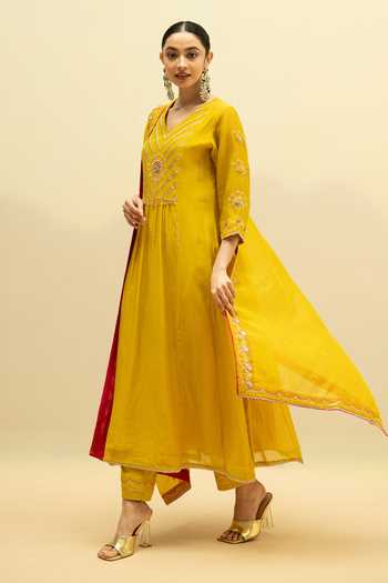 Shop AM by Anita Mittal Yellow Cotton V-neck Jhoomar Embroidered A Line Kurta Set Online at Aza Fashions Shop_AM by Anita Mittal_Yellow Cotton V-neck Jhoomar Embroidered A Line Kurta Set _Online_at_Aza_Fashions