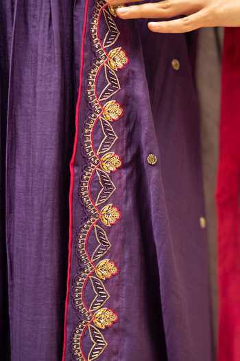 Shop AM by Anita Mittal Purple Cotton V-neck Jhoomar A Line Kurta Pant Set Shop_AM by Anita Mittal_Purple Cotton V-neck Jhoomar A Line Kurta Pant Set