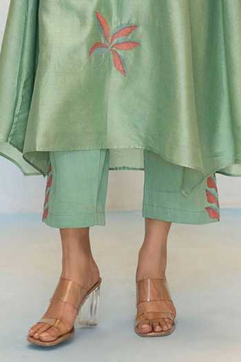 AM by Anita Mittal Green Silk, Chanderi Mandarin Collar Saba Embroidered Kurta And Pant Set Online at Aza Fashions AM by Anita Mittal_Green Silk, Chanderi Mandarin Collar Saba Embroidered Kurta And Pant Set _Online_at_Aza_Fashions