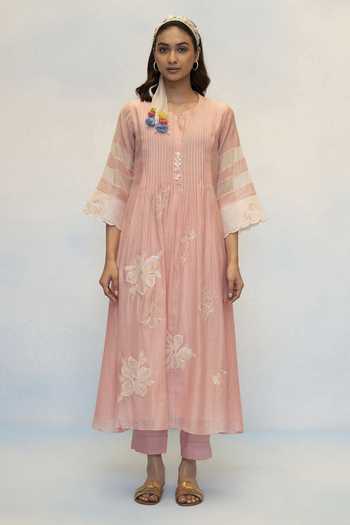 AM by Anita Mittal Pink Chanderi Round Neck Zara Mul Kurta And Pant Set Online at Aza Fashions AM by Anita Mittal_Pink Chanderi Round Neck Zara Mul Kurta And Pant Set _Online_at_Aza_Fashions
