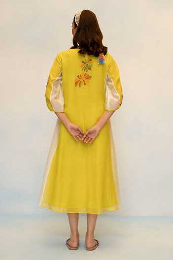 AM by Anita Mittal Meher Embroidered Kurta & Pant Set 