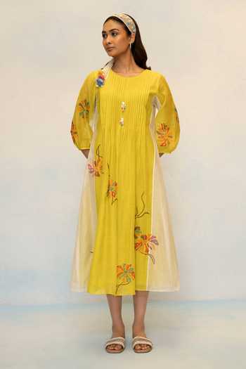 AM by Anita Mittal_Yellow Chanderi Meher Embroidered Kurta And Pant Set _Online_at_Aza_Fashions