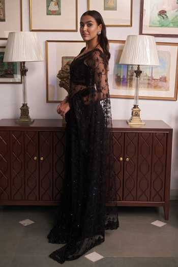Meenagurnam_Black Net V-neck Embellished Floral Saree And Choli Set _Online_at_Aza_Fashions