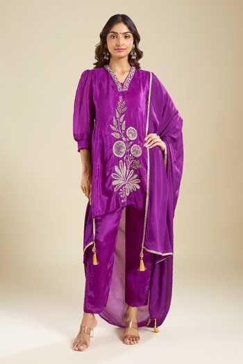Khwaab By Sanjana Lakhani Purple Silk V-neck Embroidered Kurta Set at Aza Fashions Khwaab By Sanjana Lakhani_Purple Silk V-neck Embroidered Kurta Set _at_Aza_Fashions