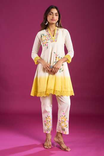 Khwaab By Sanjana Lakhani Printed Kurta & Pant Set 