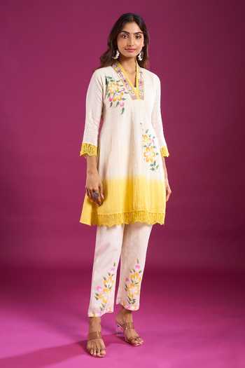 Buy_Khwaab By Sanjana Lakhani_Yellow Cotton V-neck, Yes Printed Kurta And Pant Set _Online_at_Aza_Fashions