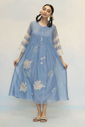 Buy AM by Anita Mittal Blue Chanderi Round Neck Zara Floral Embroidered Kurta And Pant Set Online at Aza Fashions Buy_AM by Anita Mittal_Blue Chanderi Round Neck Zara Floral Embroidered Kurta And Pant Set _Online_at_Aza_Fashions
