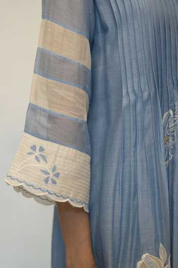 Buy AM by Anita Mittal Blue Chanderi Round Neck Zara Floral Embroidered Kurta And Pant Set Buy_AM by Anita Mittal_Blue Chanderi Round Neck Zara Floral Embroidered Kurta And Pant Set
