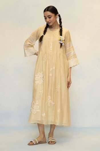 Buy AM by Anita Mittal Beige Chanderi Round Neck Zara Embroidered Tunic And Pant Set Online at Aza Fashions Buy_AM by Anita Mittal_Beige Chanderi Round Neck Zara Embroidered Tunic And Pant Set _Online_at_Aza_Fashions