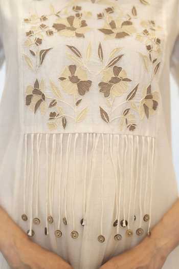 Shop AM by Anita Mittal White Chanderi Notched Neck, Yes Noorani Mul Kurta And Pant Set Shop_AM by Anita Mittal_White Chanderi Notched Neck, Yes Noorani Mul Kurta And Pant Set