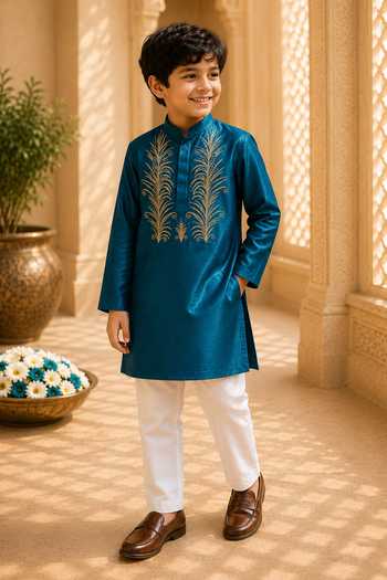 MI Dulce AN'YA Teal Embroidered Kurta Set