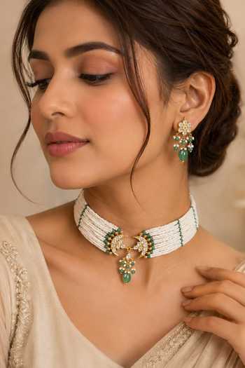 Queens Jewels Noor-e-Chand Kundan Choker Set 