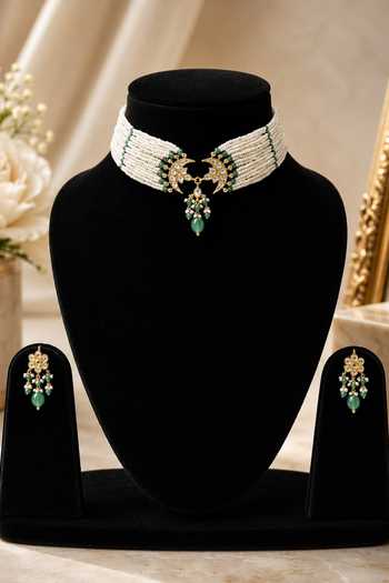 Queens Jewels Noor-e-Chand Kundan Choker Set 
