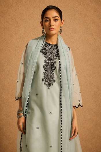 Buy Meesa Green Cotton, Organza, Shantoon Round Neck Inaya Yoke Embroidered Kurta Set Online at Aza Fashions Buy_Meesa_Green Cotton, Organza, Shantoon Round Neck Inaya Yoke Embroidered Kurta Set _Online_at_Aza_Fashions