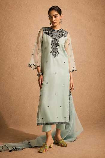 Meesa Inaya Yoke Embroidered Kurta Set 