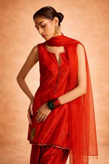 Meesa Mehroom Sleeveless Kurta Set 