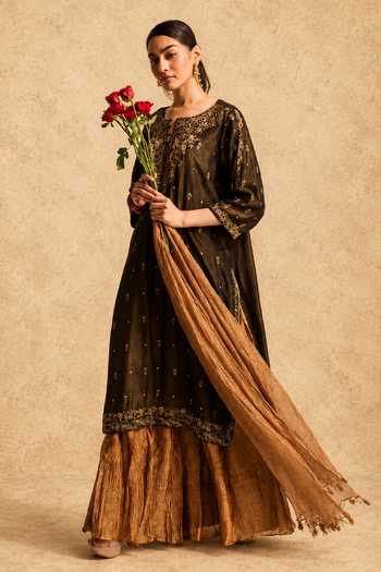 Buy Meesa Brown Cotton, Tissue Keyhole Neck Amanat Hand Embroidered Kurta Set Buy_Meesa_Brown Cotton, Tissue Keyhole Neck Amanat Hand Embroidered Kurta Set