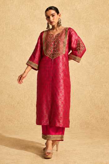 Meesa Hina Hand Embroidered Kurta Set 