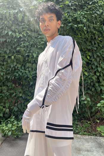 Shop Saim White Cotton Gathered Eye Shirt Online at Aza Fashions Shop_Saim_White Cotton Gathered Eye Shirt _Online_at_Aza_Fashions