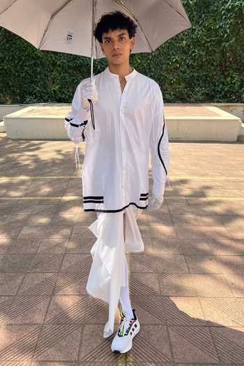 Buy Saim White Cotton Gathered Eye Shirt Buy_Saim_White Cotton Gathered Eye Shirt
