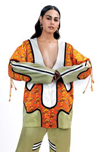 Buy_Saim_Multi Color Silk Plunge Neck Concentric Yoke Jacket And Trouser Set 
