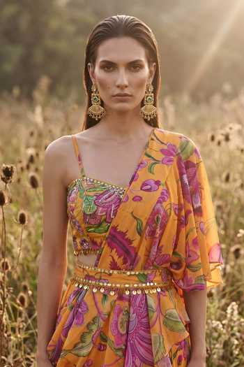 Buy Basanti Kapde aur Koffee Mustard Georgette Sweetheart Neck Ruffle Draped Saree Set Online at Aza Fashions Buy_Basanti Kapde aur Koffee_Mustard Georgette Sweetheart Neck Ruffle Draped Saree Set _Online_at_Aza_Fashions