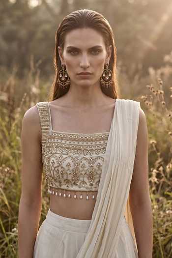 Basanti Kapde aur Koffee Ivory Georgette Square Neck Draped Saree Set Online at Aza Fashions Basanti Kapde aur Koffee_Ivory Georgette Square Neck Draped Saree Set _Online_at_Aza_Fashions