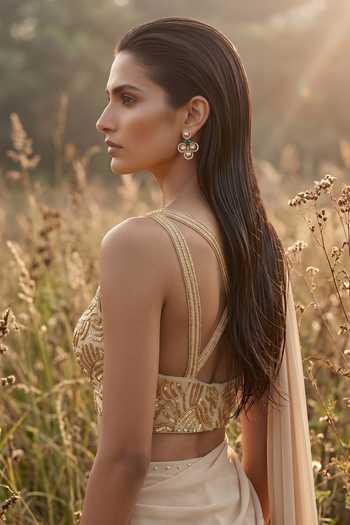 Basanti Kapde aur Koffee Beige Georgette Sweetheart Neck Draped Saree Set Online at Aza Fashions Basanti Kapde aur Koffee_Beige Georgette Sweetheart Neck Draped Saree Set _Online_at_Aza_Fashions