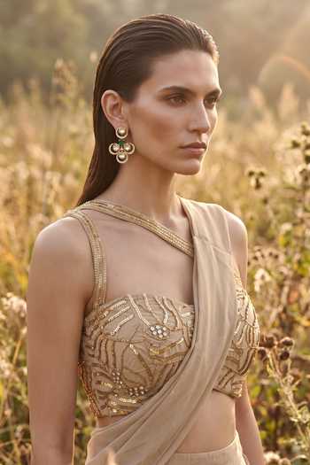 Buy Basanti Kapde aur Koffee Beige Georgette Sweetheart Neck Draped Saree Set Online at Aza Fashions Buy_Basanti Kapde aur Koffee_Beige Georgette Sweetheart Neck Draped Saree Set _Online_at_Aza_Fashions