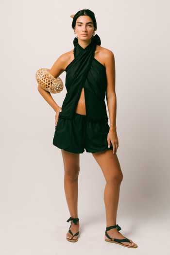 Ituvana Hujan Solid Shorts Set 