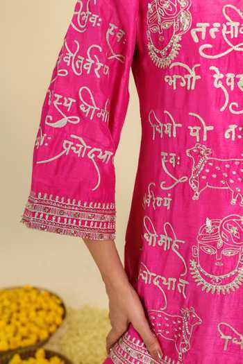Buy Roohbyridhimaa Pink Silk, Organza, Viscose Embroidery Round Neck Mehrban Kurta Set Buy_Roohbyridhimaa_Pink Silk, Organza, Viscose Embroidery Round Neck Mehrban Kurta Set
